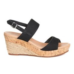 Sandaly UGG z nubukowej skóry, czarne, platforma 7 cm. Białe sandały damskie UGG, bez wzorów, z gumy, bez obcasa, na platformie, bez zapięcia. Za 482.99 zł.