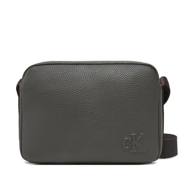 Saszetka Calvin Klein Jeans. Brązowe saszetki i nerki męskie Calvin Klein Jeans, z jeansu, małe. Za 239.99 zł.