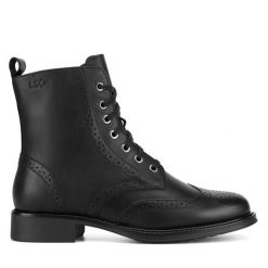 Trzewiki Lasocki. Czarne botki damskie Lasocki, bez wzorów, bez obcasa, na płaskiej podeszwie, bez zapięcia. Za 189.99 zł.