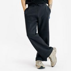 Spodnie dresowe męskie Elementals krój prosty. Brązowe spodnie sportowe męskie Decathlon, l, bez wzorów, z bawełny. Za 159.99 zł.