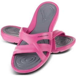 Klapki basenowe damskie PANAMA. Czerwone klapki damskie Aqua-Speed, bez wzorów, sportowe, bez obcasa, bez zapięcia. Za 69.99 zł.