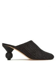 Weekend Max Mara Klapki 2515521015600 Czarny. Czarne klapki damskie Weekend Max Mara, bez wzorów, z materiału, bez obcasa, bez zapięcia. Za 1,229.00 zł.