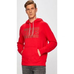 Levi's - Bluza. Czerwone bluzy męskie Levi's®, l, bez wzorów, z bawełny, z kapturem. Za 279.90 zł.