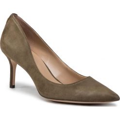 Szpilki LAUREN RALPH LAUREN - Lanette 802755518002 Olive. Zielone szpilki damskie Lauren Ralph Lauren, bez wzorów, ze skóry ekologicznej, bez obcasa, na obcasie, bez zapięcia. Za 499.00 zł.
