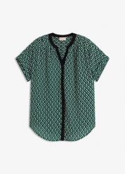 Bluzka oversize z lejącego szyfonu. Zielone bluzki damskie bonprix, bez wzorów, z szyfonu, bez kołnierzyka, bez ramiączek. Za 79.99 zł.