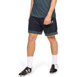 Under Armour Challenger III Szorty Czarny. Czarne szorty męskie Under Armour, bez wzorów, z materiału. Za 119.95 zł.