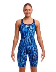Strój kąpielowy z nogawkami damski Funkita Wing Streak Fast Legs. Niebieskie stroje kąpielowe damskie Funkita, bez wzorów, z materiału. Za 329.00 zł.