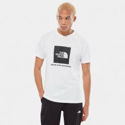 Koszulka sportowa męska The North Face Red Box Tee. Białe koszulki sportowe męskie The North Face, m, bez wzorów, bez ramiączek, trekkingowe. Za 209.99 zł.