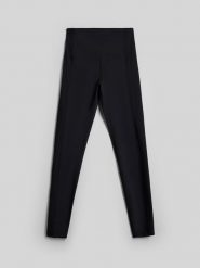 4F Legginsy do jogi szybkoschnące damskie - czarne L. Czarne legginsy damskie 4F, bez wzorów, z materiału. Za 149.99 zł.