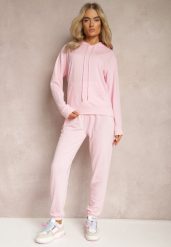 Jasnoróżowy Klasyczny Komplet Dresowy z Bluzą Kangurką i Spodniami Typu Jogger Salevia. Czerwone bluzy damskie Renee, m, bez wzorów, z dresówki, klasyczne, bez ramiączek, bez kaptura. Za 74.99 zł.