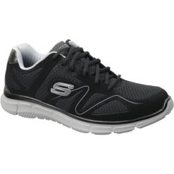 Buty do chodzenia męskie, Skechers Satisfaction. Czarne buty sportowe męskie Skechers, bez wzorów, bez zapięcia, trekkingowe. Za 179.99 zł.