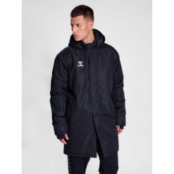 HUMMEL kurtka ciepła hmlAUTHENTIC BENCH JACKET. Czarne kurtki sportowe damskie Hummel, bez wzorów, bez ramiączek, bez kaptura. Za 300.00 zł.