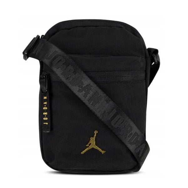 Saszetka torba listonoszka Air Jordan Jan Airborne Festival Bag 9A0631-K5X. Czarne saszetki i nerki męskie Jordan. Za 119.00 zł.
