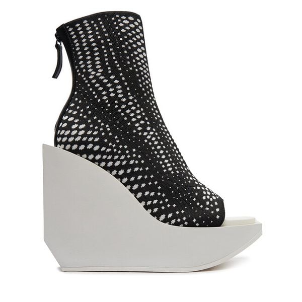 Botki United Nude. Czarne botki damskie United Nude, bez wzorów, bez obcasa, na koturnie, bez zapięcia. Za 1,119.00 zł.