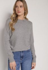 Szary Casualowy Sweter z Wełną i Bawełną Nedalla. Szare swetry nierozpinane damskie Born2be, bez wzorów, z bawełny, biznesowe, bez kołnierzyka, bez ramiączek. Za 59.99 zł.
