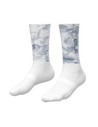 Skarpetki rowerowe Alé Cycling Typhoon. Białe skarpety męskie ALÉ CYCLING, bez wzorów, z elastanu. Za 156.99 zł.