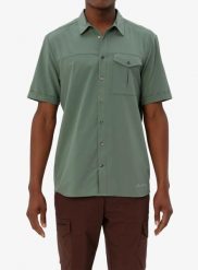Koszula turystyczna męska Vaude Rosemoor Shirt II. Zielone koszule męskie Vaude, l, bez wzorów, z materiału, bez kołnierzyka, bez ramiączek. Za 235.39 zł.