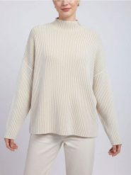 Sweter z półgolfem - beżowy. Brązowe swetry nierozpinane damskie Sinsay, l, bez wzorów, bez kołnierzyka, bez ramiączek. Za 49.99 zł.