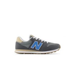 Buty sportowe sneakersy męskie New Balance 500. Białe buty sportowe męskie New Balance, bez wzorów, bez zapięcia, trekkingowe. W wyprzedaży za 297.00 zł.