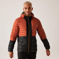 Kurtka z kapturem Regatta Leedre. Czarne kurtki męskie Regatta, l, bez wzorów, z elastanu, eleganckie, z kapturem. Za 164.90 zł.