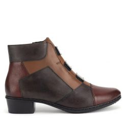 Trzewiki Rieker. Brązowe botki damskie Rieker, bez wzorów, bez obcasa, na płaskiej podeszwie, bez zapięcia. Za 335.00 zł.