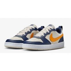 Buty Sportowe Młodzieżowe Nike Court Borough Low 2 (GS). Brązowa obuwie sportowe damskie Nike, bez wzorów, bez zapięcia, do biegania, Nike Court. Za 193.60 zł.