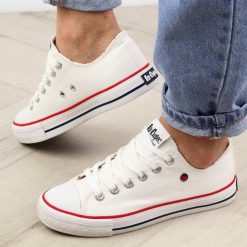 Białe tekstylne trampki damskie Lee Cooper 0875l. Białe trampki i tenisówki damskie Lee Cooper, bez wzorów, z tkaniny, bez zapięcia. Za 129.98 zł.