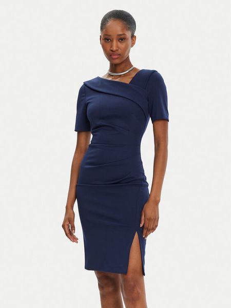 Rinascimento Sukienka koktajlowa CFC0122560003 Granatowy Regular Fit. Niebieskie sukienki damskie Rinascimento, s, bez wzorów, z syntetyku, wizytowe, bez kołnierzyka, bez ramiączek. Za 339.99 zł.
