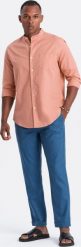 Ombre Męskie spodnie podwijane chino z dodatkiem lnu niebieski denim V5 OM-PACP-0198 S. Niebieskie eleganckie spodnie męskie Ombre, m, bez wzorów, z denimu. Za 219.99 zł.