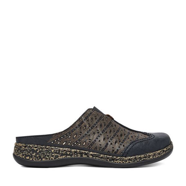 Klapki Rieker. Niebieskie klapki damskie Rieker, bez wzorów, bez obcasa, bez zapięcia. Za 329.99 zł.
