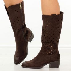 Brązowe ażurowe kozaki damskie na obcasie Potocki 12753. Brązowe kozaki damskie POTOCKI, na jesień, w ażurowe wzory, z jeansu, bez obcasa, na obcasie, bez zapięcia. Za 269.00 zł.