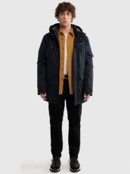 Kurtka męska zimowa czarna Perloc 906. Czarne kurtki męskie BIG STAR, na zimę, l, bez wzorów, z materiału, retro, bez kaptura. W wyprzedaży za 379.99 zł.