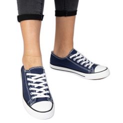 Granatowe klasyczne damskie trampki niebieskie. Niebieskie trampki i tenisówki damskie bez wzorów, z jeansu, bez zapięcia. Za 75.95 zł.