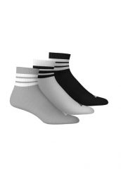 Skarpety do połowy wysokości adidas 3-Stripes (x3). Skarpetki damskie Adidas, bez wzorów. Za 104.50 zł.