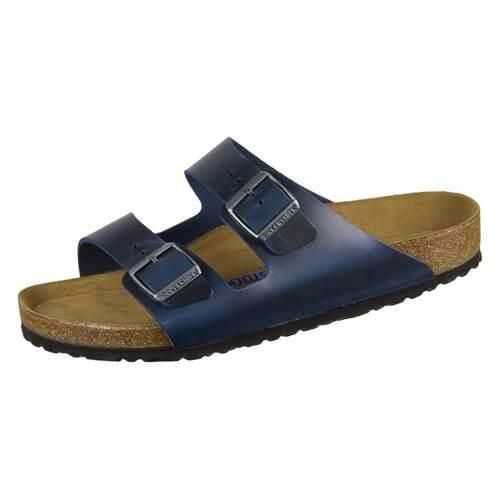 Klapki damskie Birkenstock Arizona Sfb. Niebieskie klapki damskie Birkenstock, bez wzorów, z materiału, sportowe, bez obcasa, bez zapięcia. Za 429.00 zł.