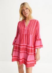 Sukienka tunikowa z lejącej wiskozy. Czerwone sukienki damskie bonprix, z aplikacjami, z wiskozy, eleganckie, bez kołnierzyka, bez ramiączek. Za 112.99 zł.