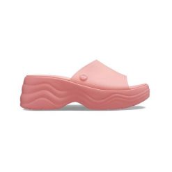 Klapki Dla Dorosłych Crocs CROCS SKYLINE SLIDE 208182. Czerwone klapki męskie Crocs, bez wzorów, z materiału, bez zapięcia. Za 197.99 zł.