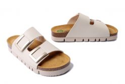 DR. BRINKMANN 700707-81 offwhite, klapki damskie. Brązowe klapki damskie Dr. Brinkmann, na lato, bez wzorów, bez obcasa, bez zapięcia. Za 242.17 zł.