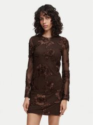Vero Moda Sukienka koktajlowa VmQuinn 10348613 Brązowy Regular Fit. Brązowe sukienki damskie Vero Moda, xl, bez wzorów, z syntetyku, wizytowe, bez kołnierzyka, bez ramiączek. Za 269.99 zł.