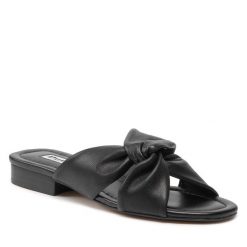 Klapki Dune London. Czarne klapki damskie Dune London, bez wzorów, bez obcasa, bez zapięcia. Za 329.99 zł.
