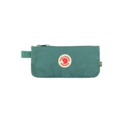 Piórnik Fjallraven Kanken Pen Case - frost green. Zielone buty zimowe męskie Fjällräven, bez wzorów, bez obcasa, bez zapięcia. Za 94.99 zł.