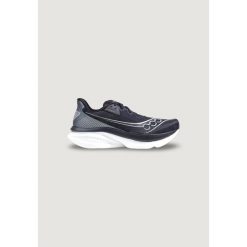 Obuwie sportowe Mężczyzna SAUCONY ENDORPHIN AZURA. Czarne buty sportowe męskie Saucony, w ażurowe wzory, bez zapięcia. Za 693.85 zł.