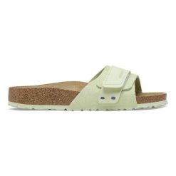 Klapki damskie BIRKENSTOCK OITA W LENB/LEVE FADED LIME. Zielone klapki damskie Birkenstock, bez wzorów, biznesowe, bez obcasa, bez zapięcia. Za 269.99 zł.