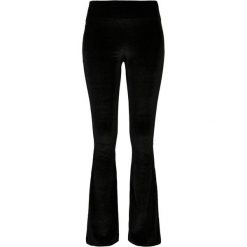Legginsy Damskie Velvet Z Wysoką Talią Bootcut. Czarne legginsy damskie Urban Classics, bez wzorów. Za 84.99 zł.