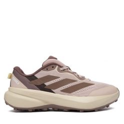 Trekkingi adidas. Brązowe obuwie trekkingowe damskie Adidas, bez zapięcia. Za 439.99 zł.