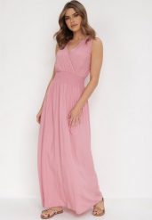 Różowa Sukienka Clymiolea. Czerwone sukienki damskie Born2be, m, bez wzorów, z tkaniny, eleganckie, bez kołnierzyka, bez ramiączek, maxi, kopertowe. Za 64.99 zł.