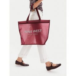 Torebka Nine West. Czerwone shopperki damskie Nine West, bez wzorów, bez dodatków. Za 79.99 zł.