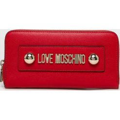 Love Moschino - Portfel. Czerwone portfele damskie Love Moschino, z materiału. W wyprzedaży za 299.90 zł.