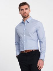 Koszula męska bawełniana w mikro wzór REGULAR FIT - jasnoniebieska V2 OM-SHCS-0152 - S. Niebieskie koszule męskie Ombre Clothing, m, bez wzorów, z bawełny, klasyczne, bez kołnierzyka, bez ramiączek. W wyprzedaży za 69.99 zł.