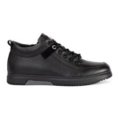 Czarne męskie ocieplane buty wiązane. Czarne botki męskie bez wzorów, ze skóry ekologicznej, eleganckie, bez obcasa, bez zapięcia. Za 212.22 zł.